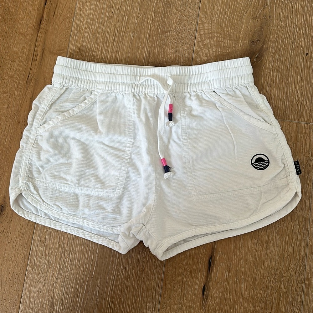 Father 4 Arrow White cords 8